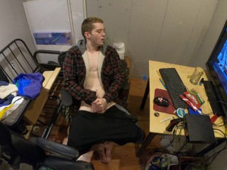 Str8 Redneck Caught Watching Gay Porn [please join the fanclub]